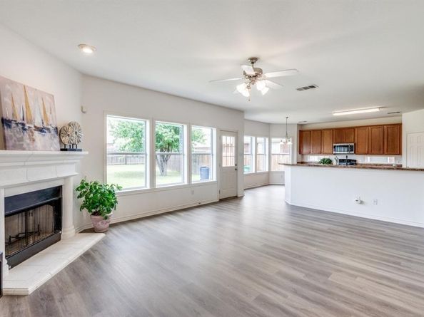 2601  Pinto Drive , Denton Texas 76210
