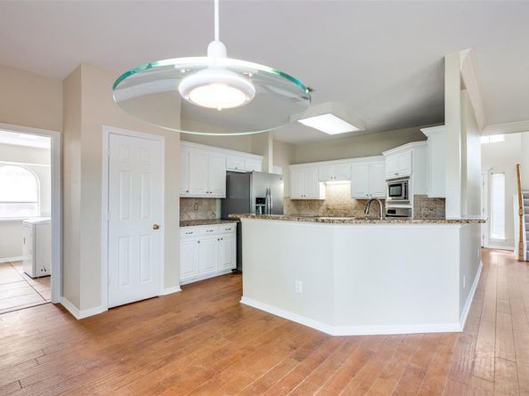 2311  Megan Way , Arlington Texas 76016