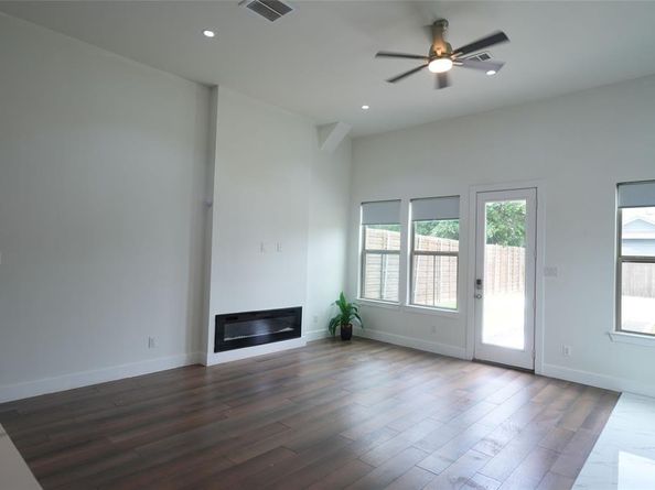 3903  Bernal Drive , Dallas Texas 75212