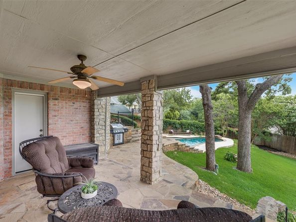 2802  High Point Court , Grapevine Texas 76051