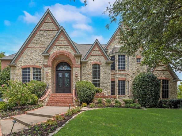 2802  High Point Court , Grapevine Texas 76051