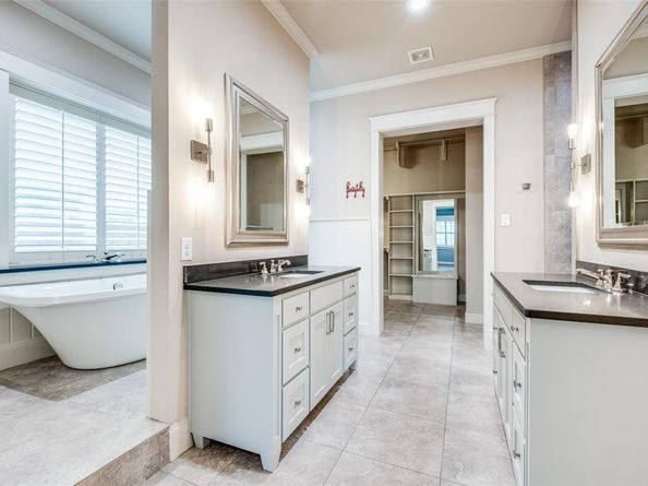 6036  Richmond Avenue , Dallas Texas 75206