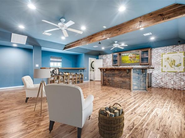 6036  Richmond Avenue , Dallas Texas 75206