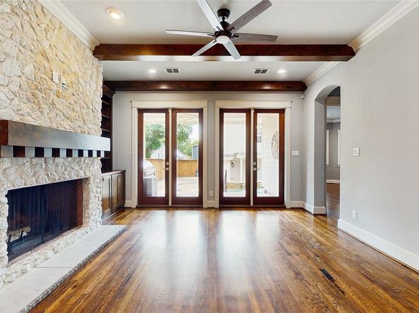 6036  Richmond Avenue , Dallas Texas 75206