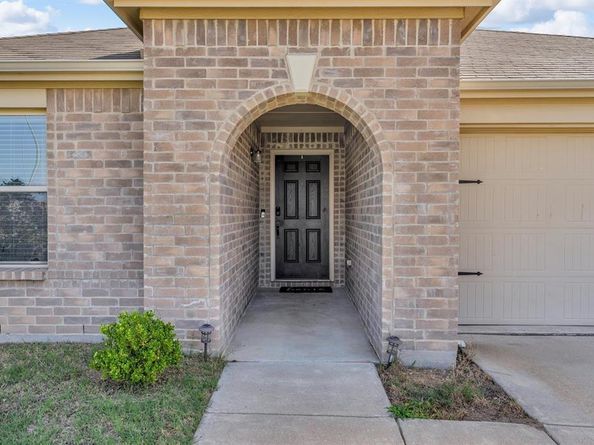 4506  Maplewood Avenue , Balch Springs Texas 75180