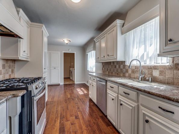 7756  La Verdura Drive , Dallas Texas 75248