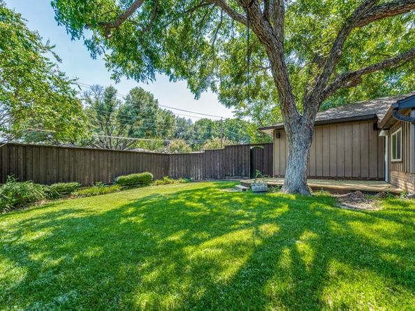 7756  La Verdura Drive , Dallas Texas 75248