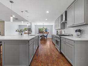 7724  Meadowhaven Drive , Dallas Texas 75254