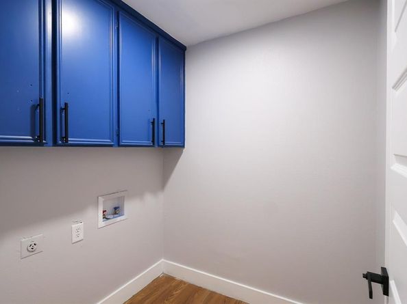 6519  Club Wood  , Dallas Texas 75237