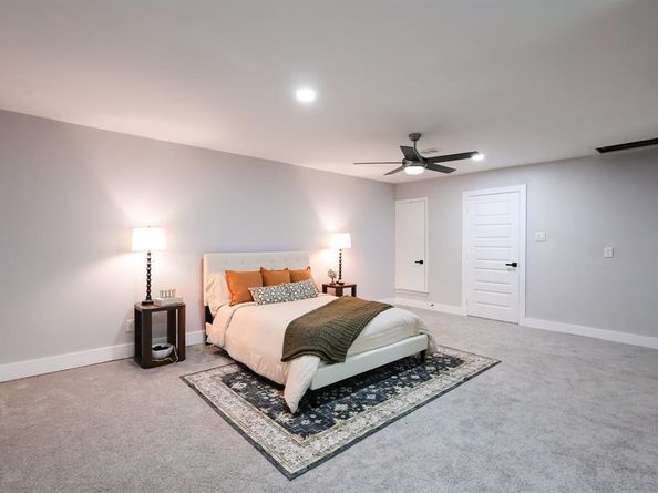 6519  Club Wood  , Dallas Texas 75237
