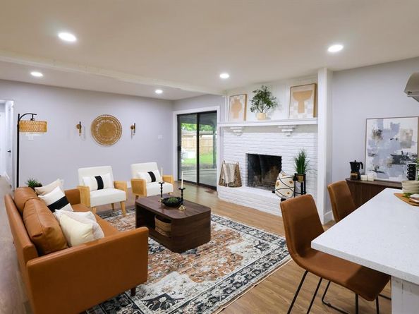 6519  Club Wood  , Dallas Texas 75237