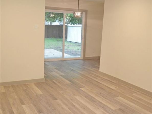 7810  Larchridge Drive , Dallas Texas 75232
