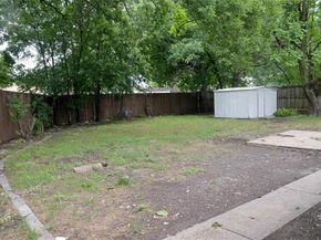 7810  Larchridge Drive , Dallas Texas 75232