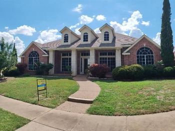 3901  Moonbeam Court 