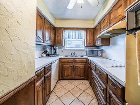 2138  Wellington Drive , Grand Prairie Texas 75051