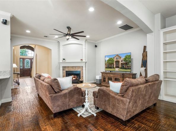 6317  Creekwood Court , Sachse Texas 75048