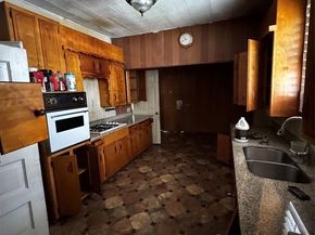 1205 W Arlington Avenue , Fort Worth Texas 76110