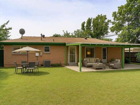 4805  Ira Street , Haltom City Texas 76117