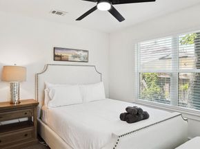 400  Lansing Street , Dallas Texas 75203