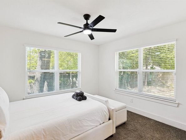 400  Lansing Street , Dallas Texas 75203