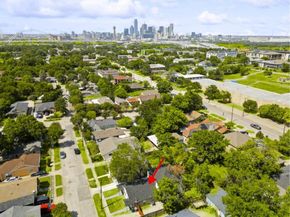 400  Lansing Street , Dallas Texas 75203