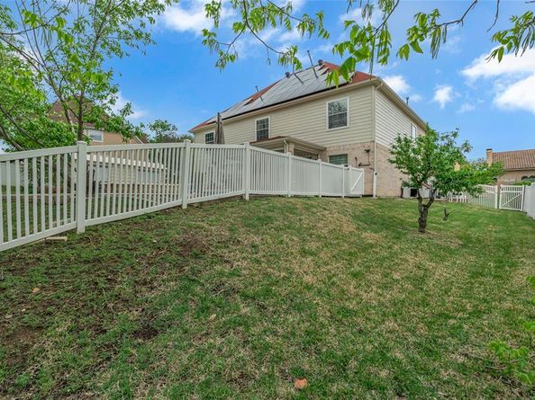 4212  Las Brisas Drive , Irving Texas 75038
