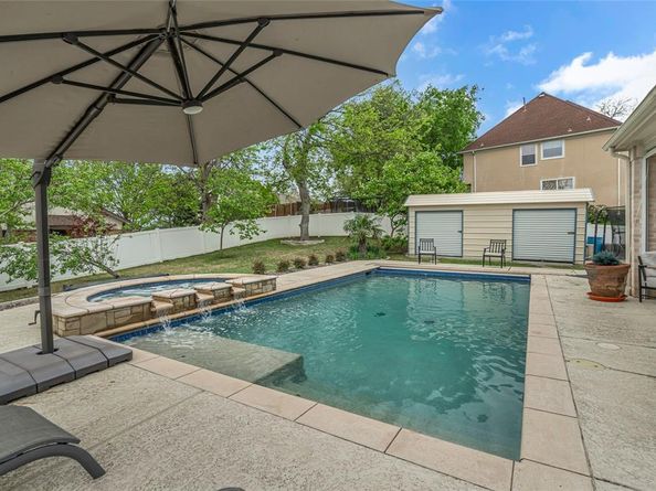 4212  Las Brisas Drive , Irving Texas 75038