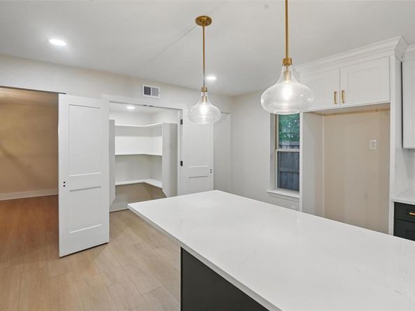 7716  La Risa Drive , Dallas Texas 75248