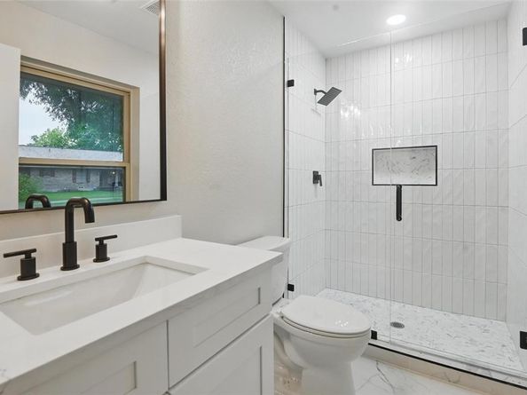7716  La Risa Drive , Dallas Texas 75248
