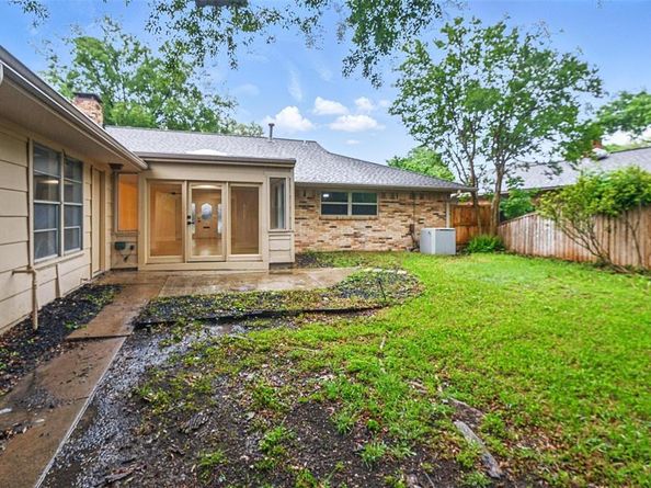 7716  La Risa Drive , Dallas Texas 75248