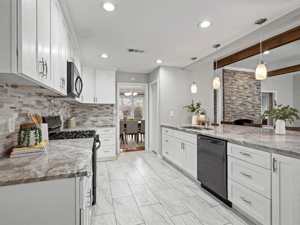 6349  Highgate Lane , Dallas Texas 75214