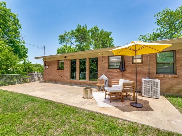 5408  Waltham Avenue , Fort Worth Texas 76133