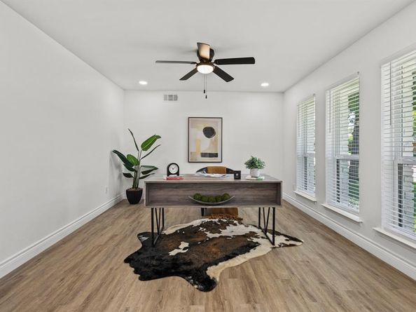 4105  Candlenut Lane , Dallas Texas 75244