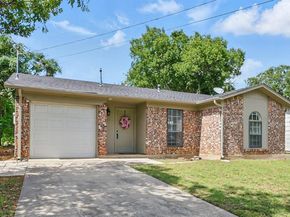 629  Chambers Street , Denton Texas 76205