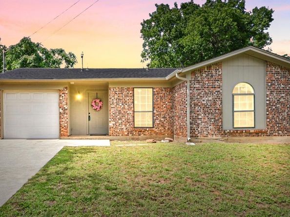 629  Chambers Street , Denton Texas 76205