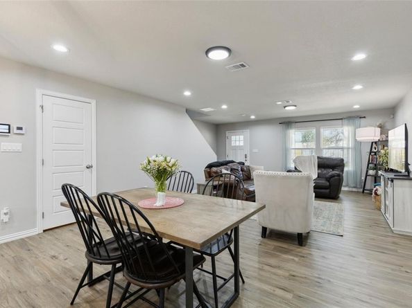 5816  Grayson Street , Fort Worth Texas 76119
