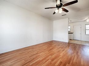523  Parker Circle , Garland Texas 75040