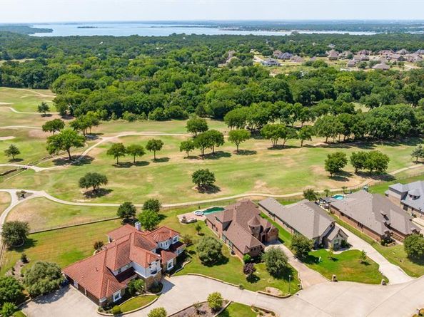 6055  The Resort Boulevard , Fort Worth Texas 76179
