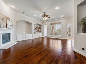 6055  The Resort Boulevard , Fort Worth Texas 76179
