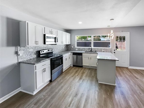 2022  Chestnut Road , Carrollton Texas 75007