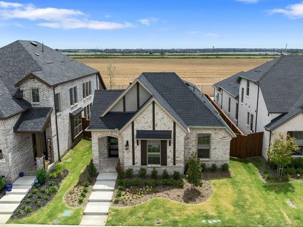 2720  Holland Court , Celina Texas 75009