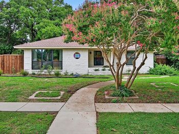 6405  Glennox Lane 