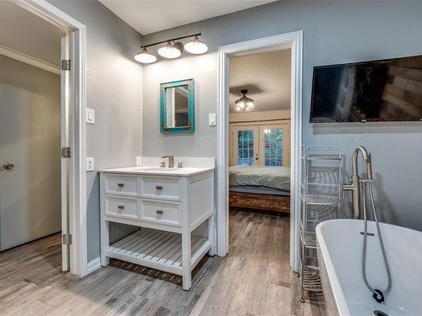 8327  Coolgreene Drive , Dallas Texas 75228