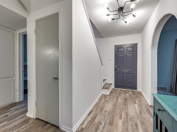 8327  Coolgreene Drive , Dallas Texas 75228
