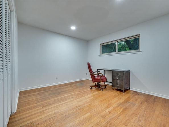 8327  Coolgreene Drive , Dallas Texas 75228