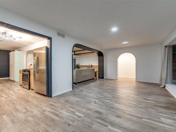8327  Coolgreene Drive , Dallas Texas 75228