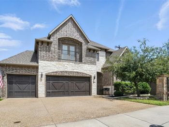1527  Trowbridge Circle 