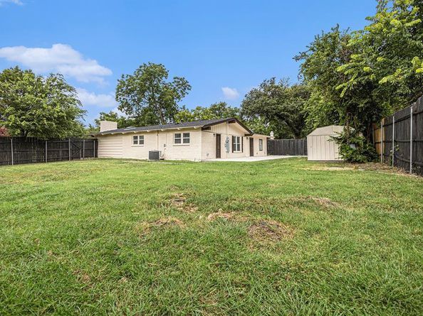 736  Sherbrook Drive , Richardson Texas 75080