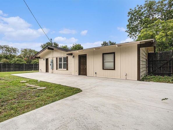 736  Sherbrook Drive , Richardson Texas 75080