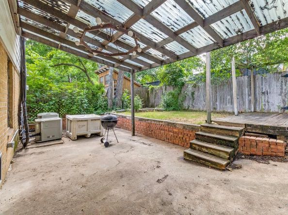 6823 E Grand Avenue , Dallas Texas 75223